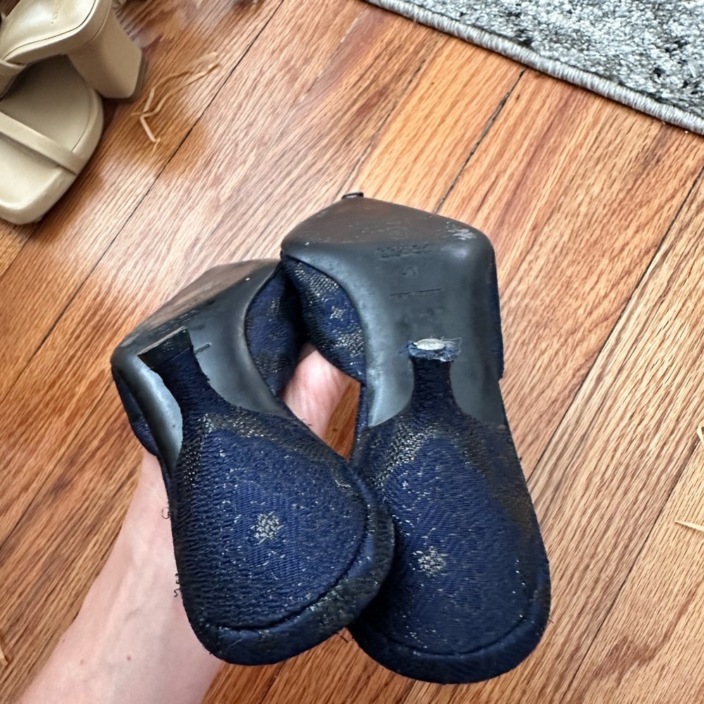 Vintage Prada Pointed-Toe Mules size 40 - Picture 2 of 7